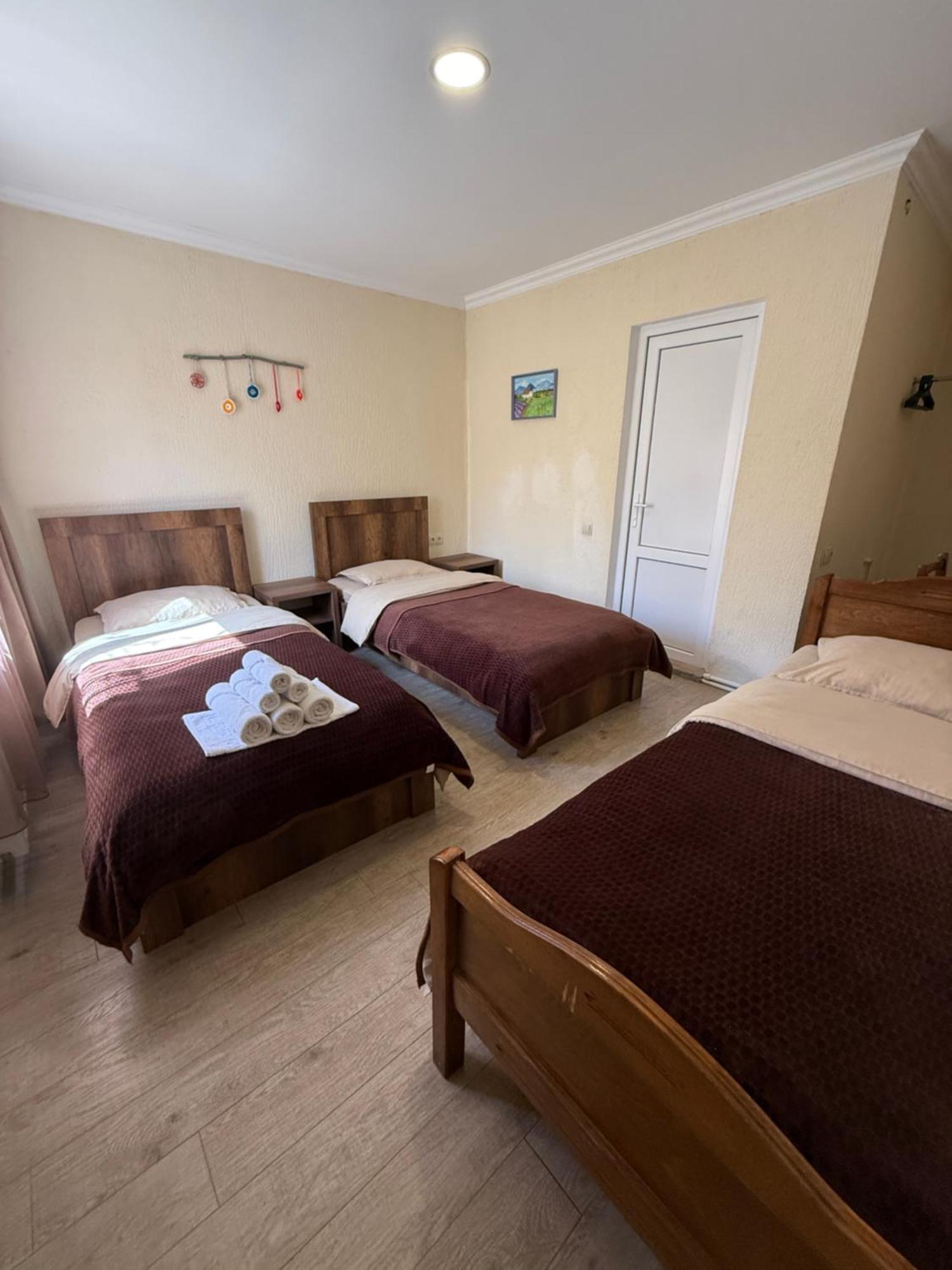 Hotel Villa Eniseli Eksteriør bilde